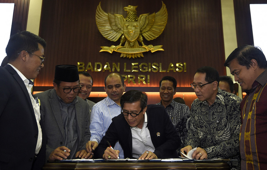 Read more about the article Revisi UU MD3, Bentuk Kemunduran Demokrasi