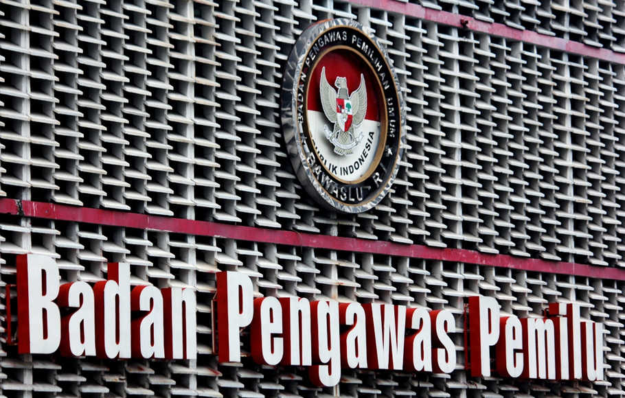 Read more about the article Bawaslu Diminta Usut Tuntas Dana Kampanye di Luar Rekening
