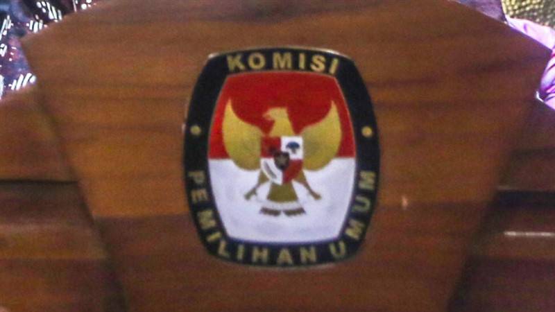 Read more about the article Rencana Plesiran KPU ke Luar Negeri, Perludem: Semestinya Komisioner KPU Tahu Malu