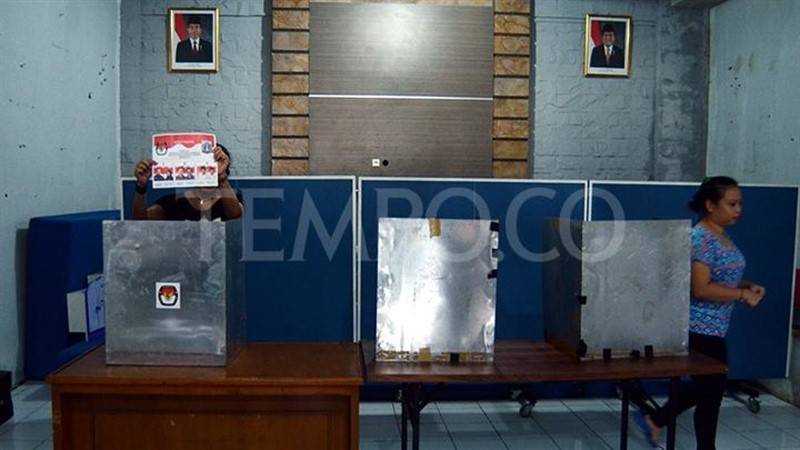 Read more about the article Perludem Mentions Violation of ASN Neutrality in Pilkada also Caused by Structural Pressure