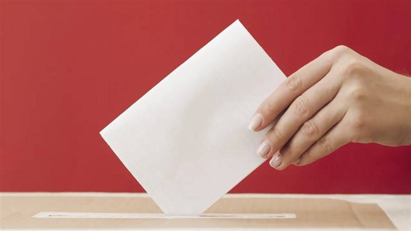 Read more about the article Perludem asks all parties to monitor the misuse of social assistance in the election era